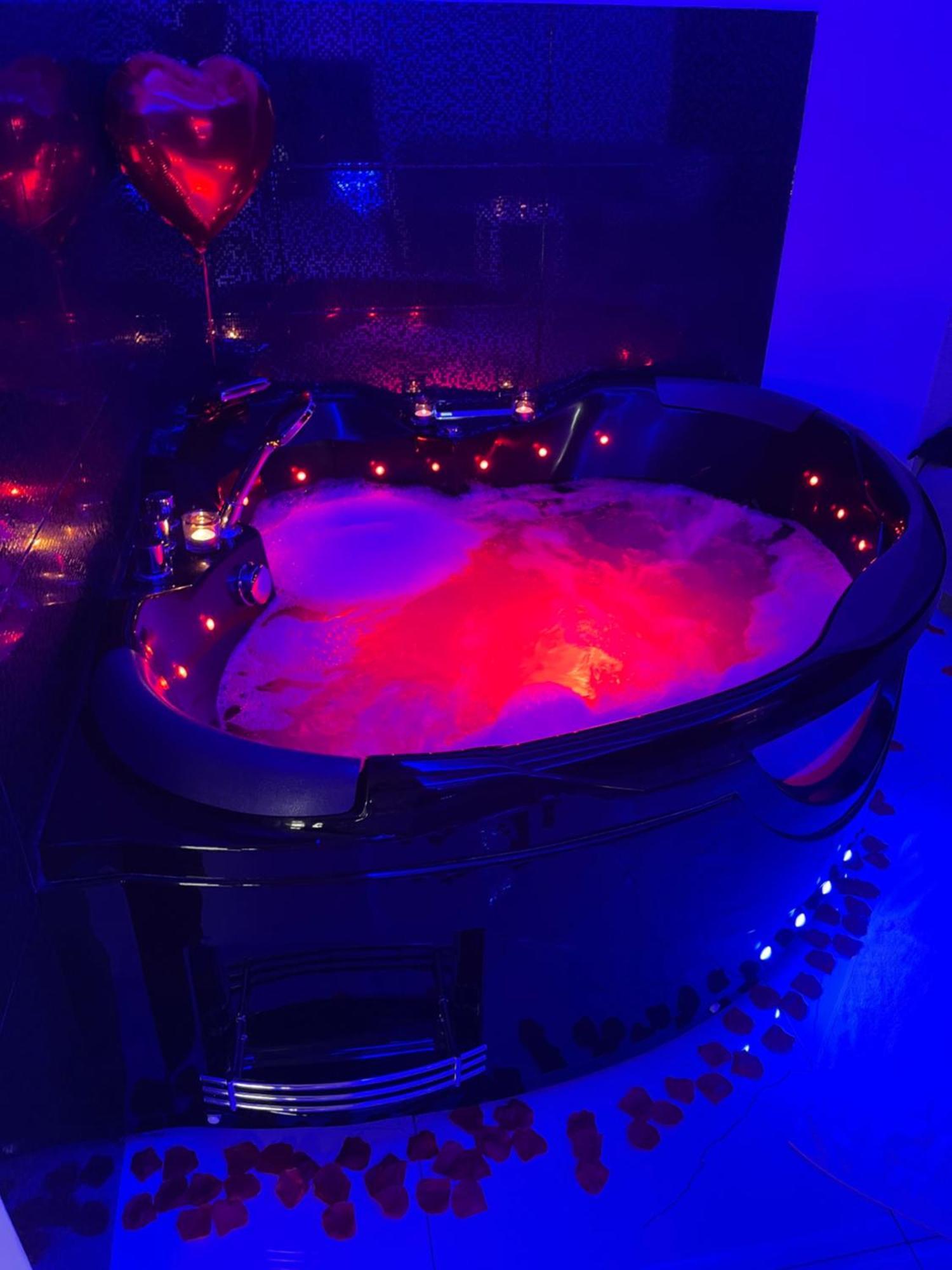 Mp Apartament Bialystok Jacuzzi المظهر الخارجي الصورة